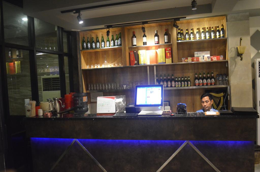 Mustika Gajah Mada Hotel Giacarta Esterno foto