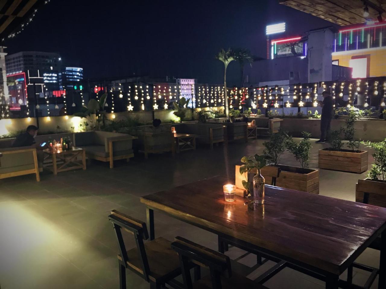 Mustika Gajah Mada Hotel Giacarta Esterno foto