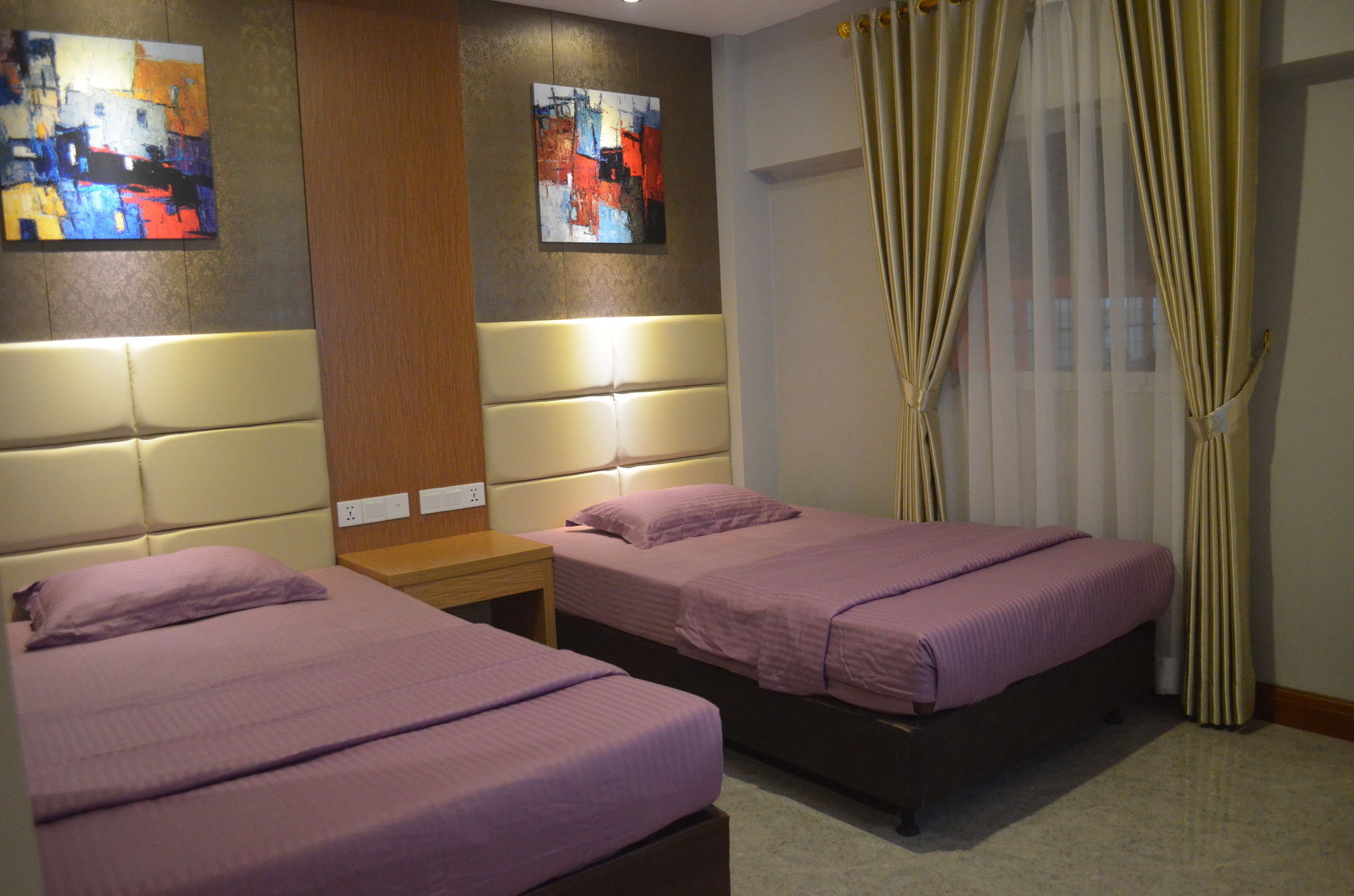 Mustika Gajah Mada Hotel Giacarta Esterno foto